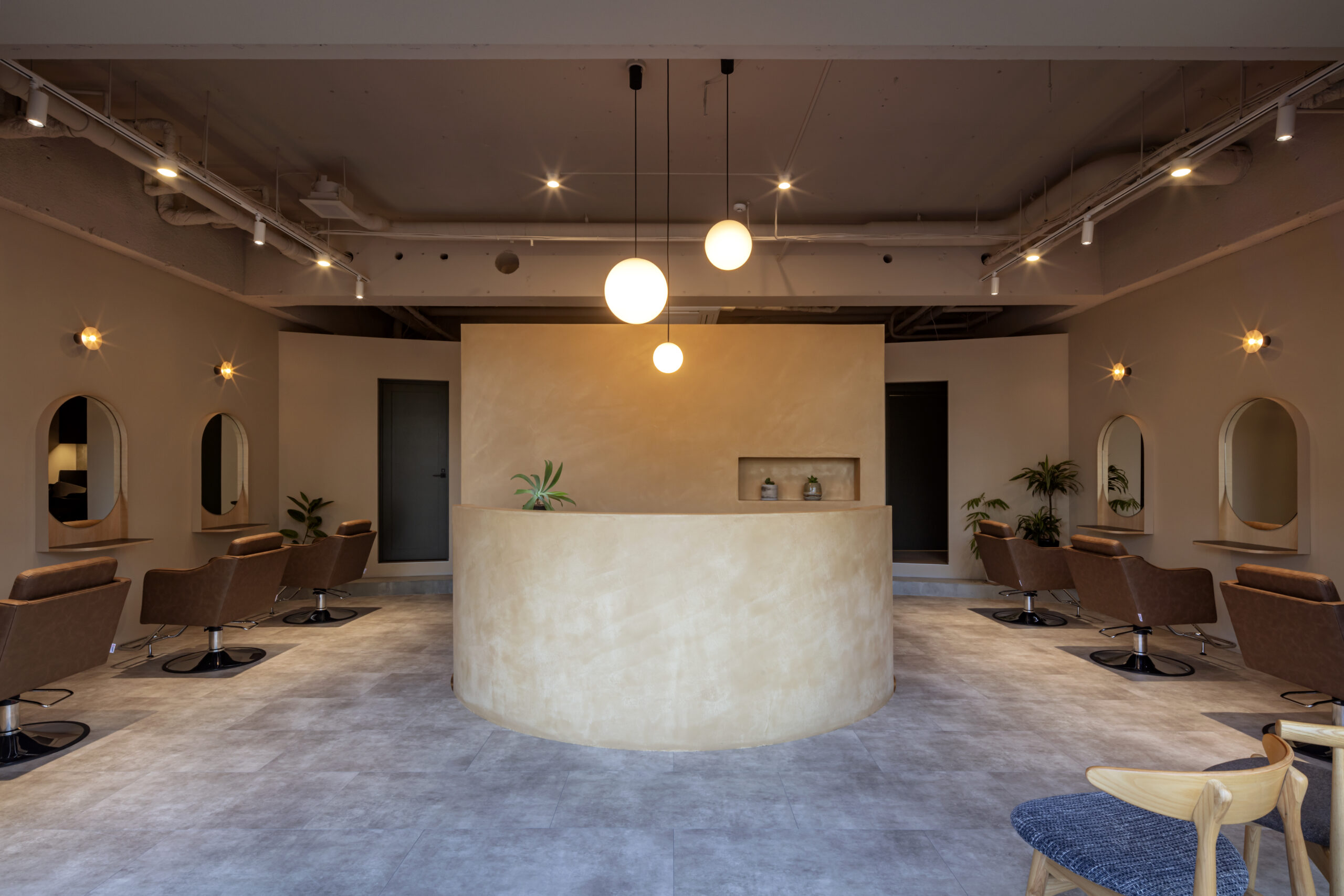 広島 / 横川　LORE　ロア